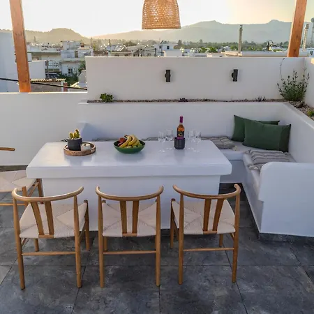 Celestial Acropolis View Apartman